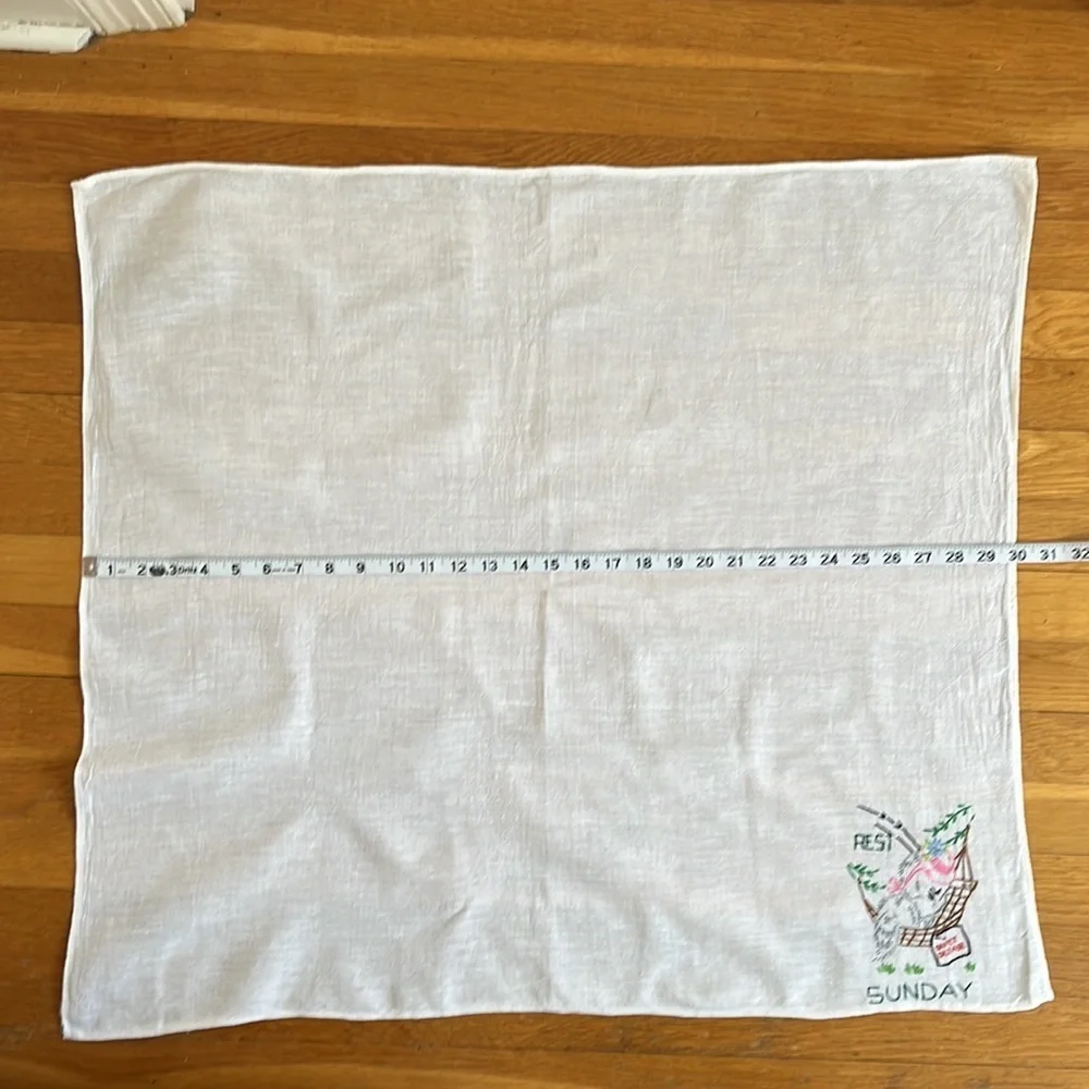 Vintage Embroidered White Flour Sack Cat Kitchen Tea Towel
